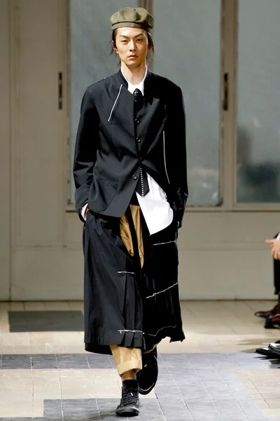 Look 44